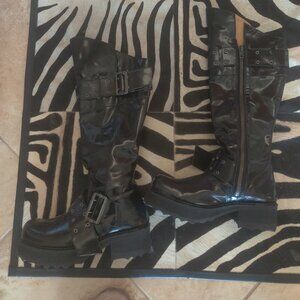 John Fluevog Bond girls boots size 13W 11M  New